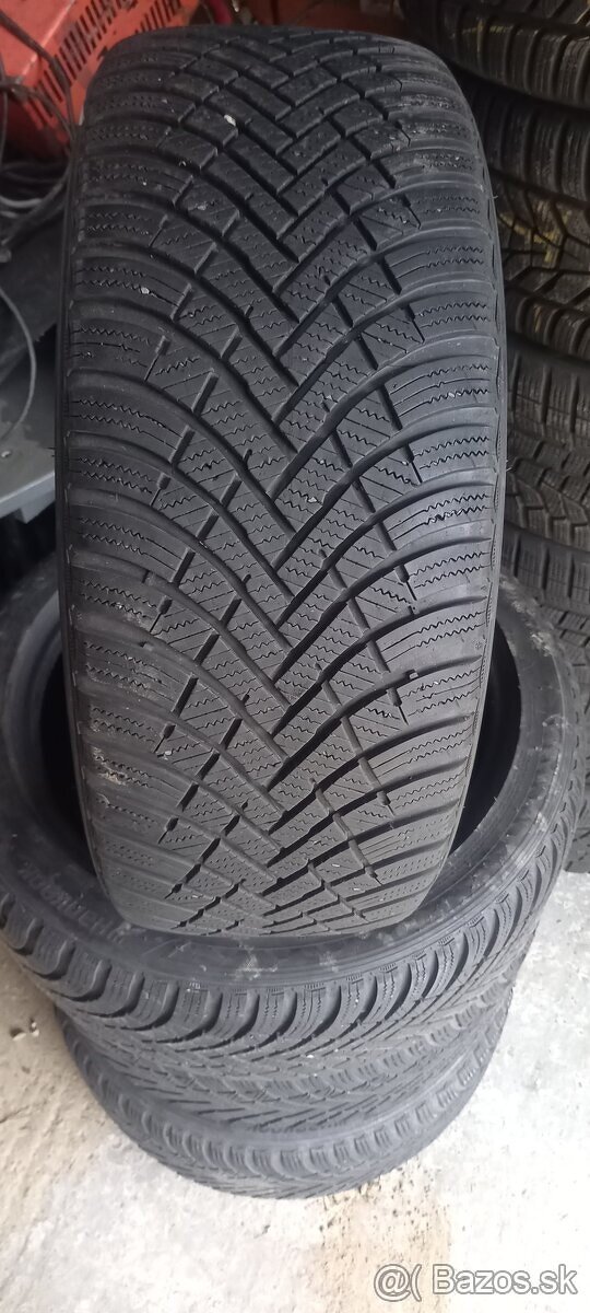 Predám zimné pneu Hankook 225/45r17