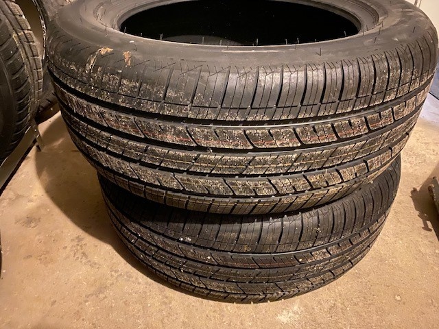 Predám nové celoročné pneumatiky Bridgestone 255/55 R19 111H