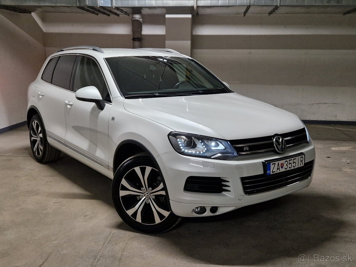 VW Touareg R-line Webasto 4x4 Vyservisovaný 3.0 L 242hp V6