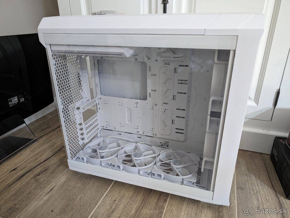 Fractal Design Torrent White RGB