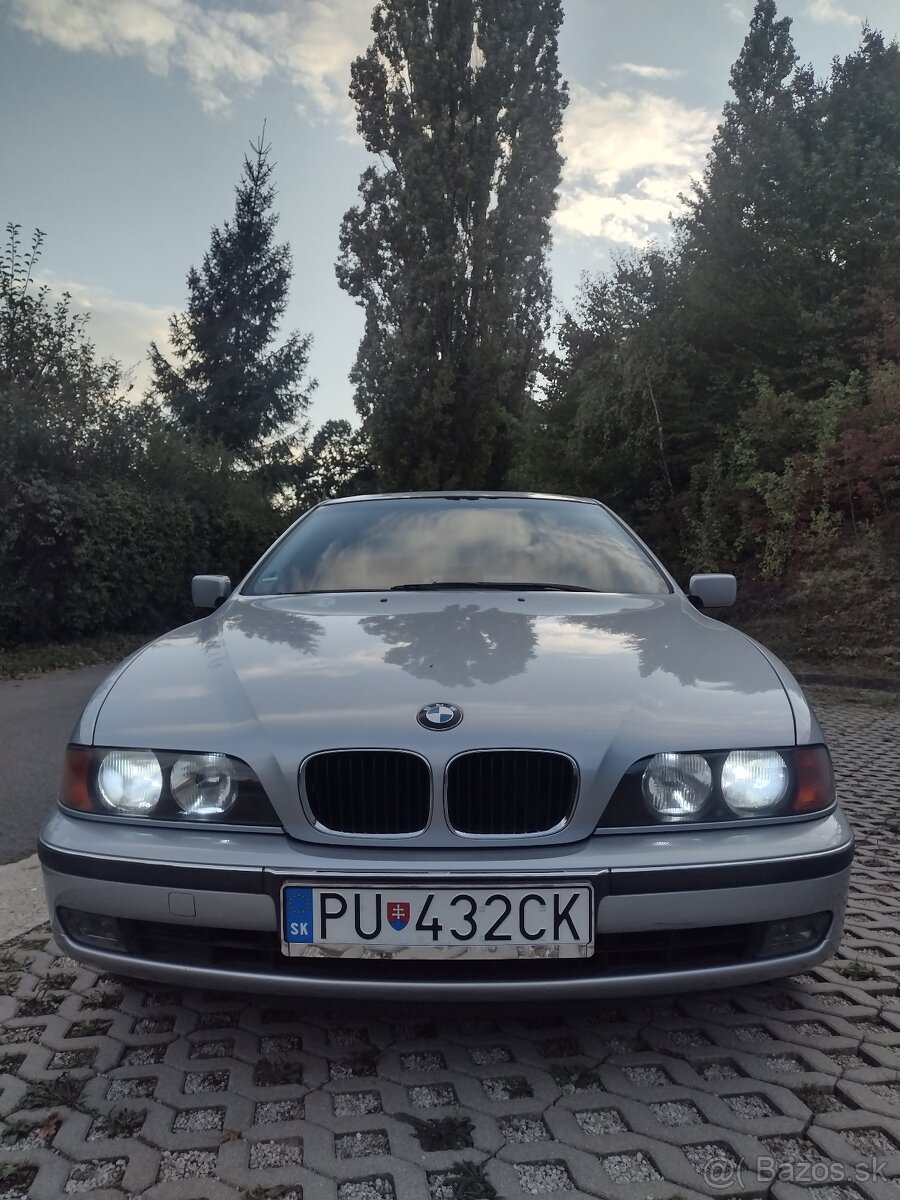 BMW 523i e39 len 119786km, manual, origo stav