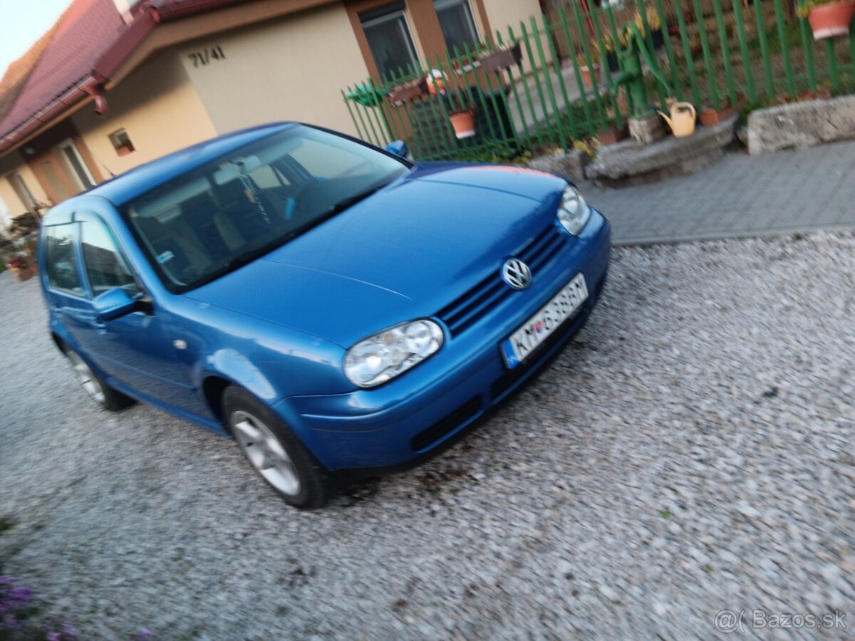 Predám Volkswagen Golf 1.6 Benzin 77 KW