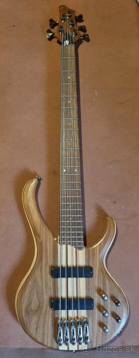 5 strunová basgitara Ibanez BTB 675