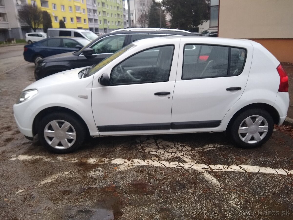 Dacia Sandero 2012