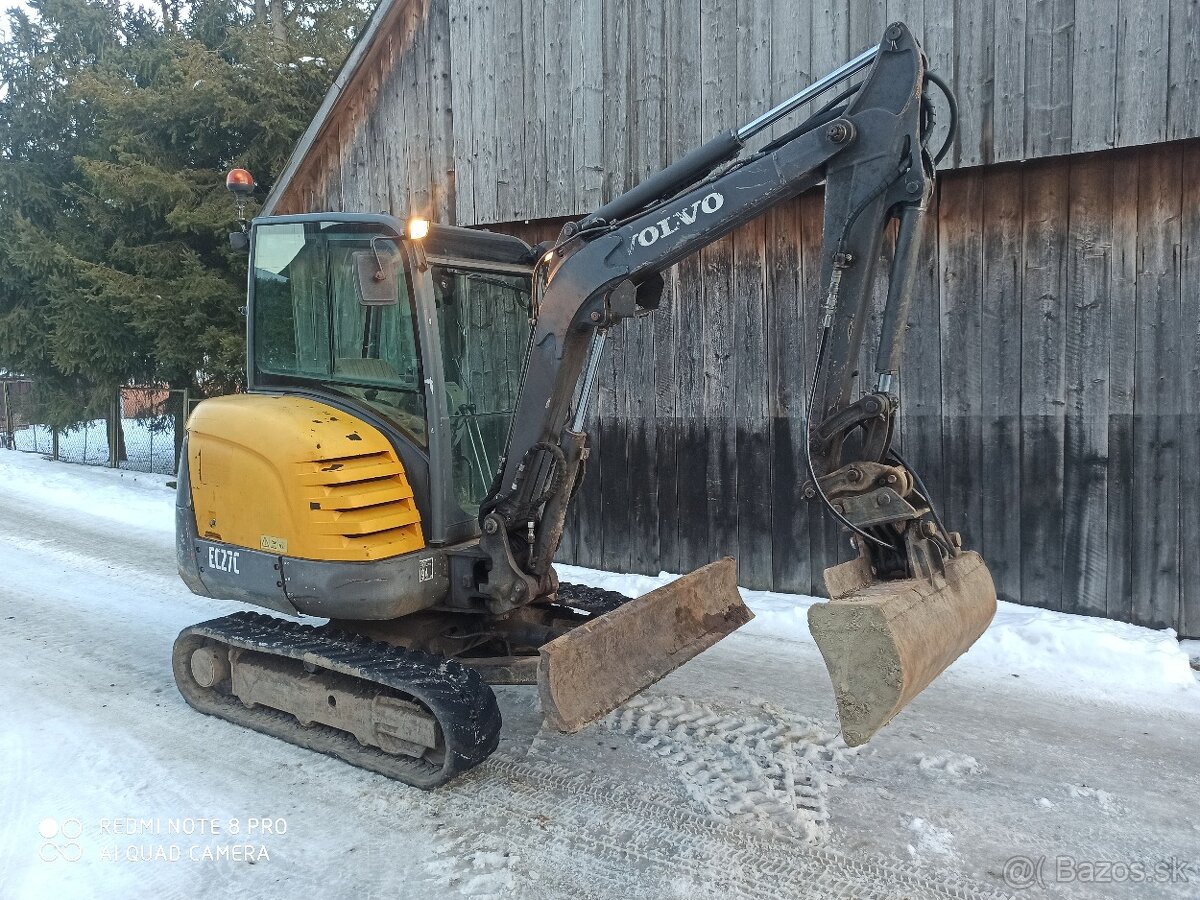 Minibager Volvo ec 27