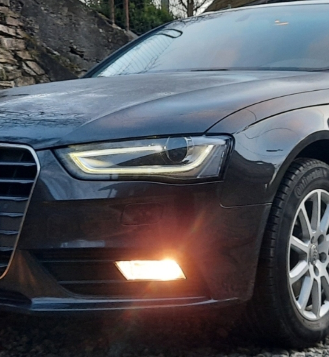 Audi a4 b8 2.0 tdi manuál