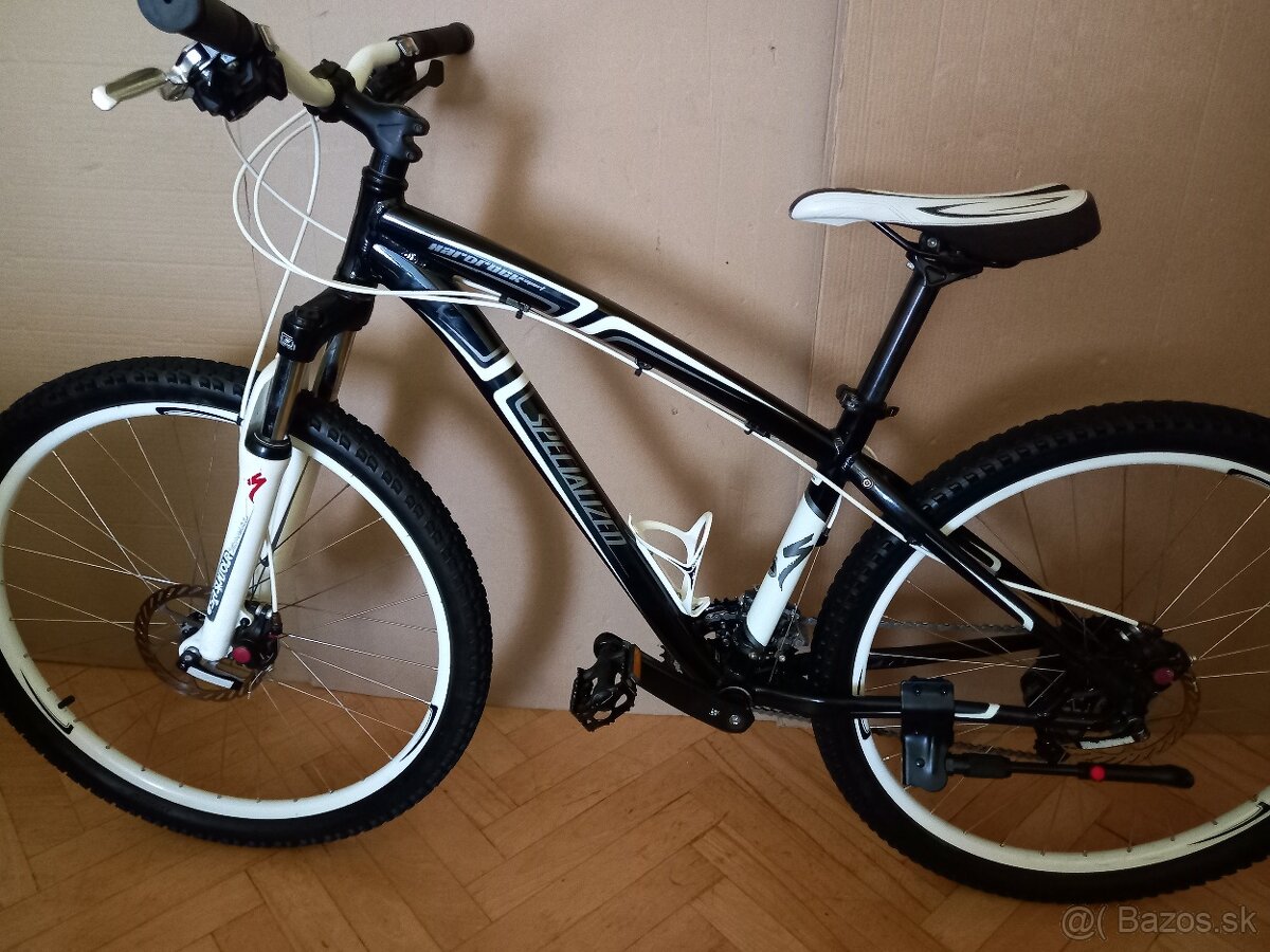 Predám bicykel Specialized