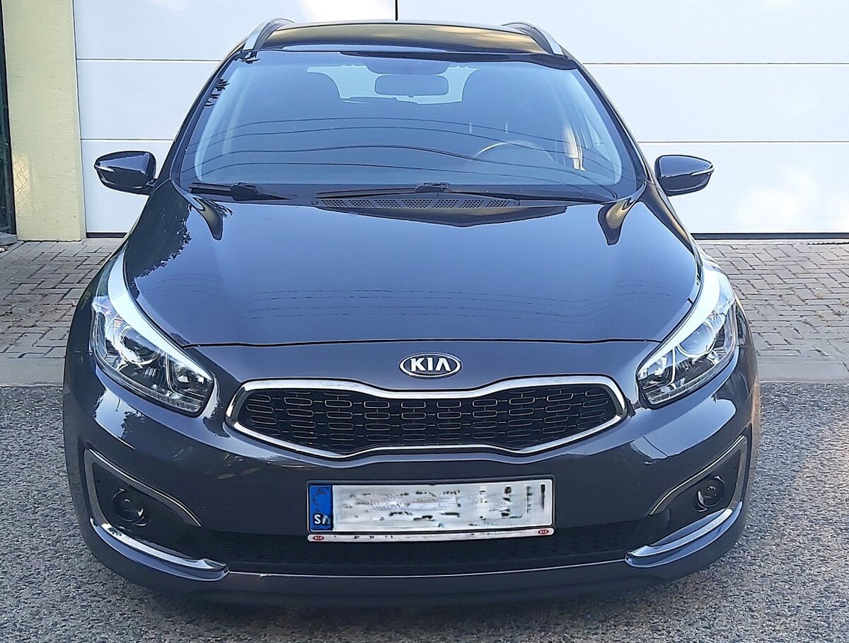 Kia Ceed SW 1.6 benzín , 49 tisíc km , nové v SR