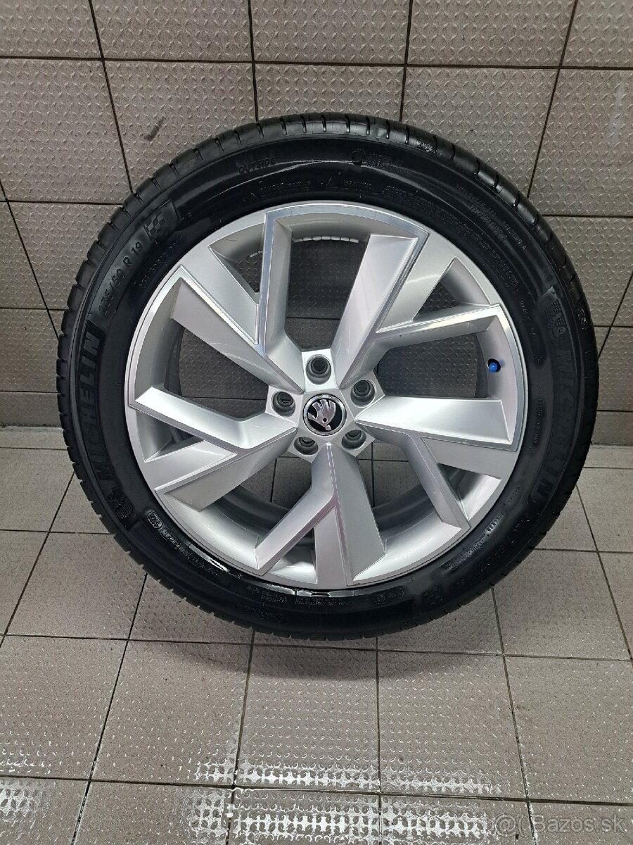 Predam kolesa na skodu kodiaq 235/50R19