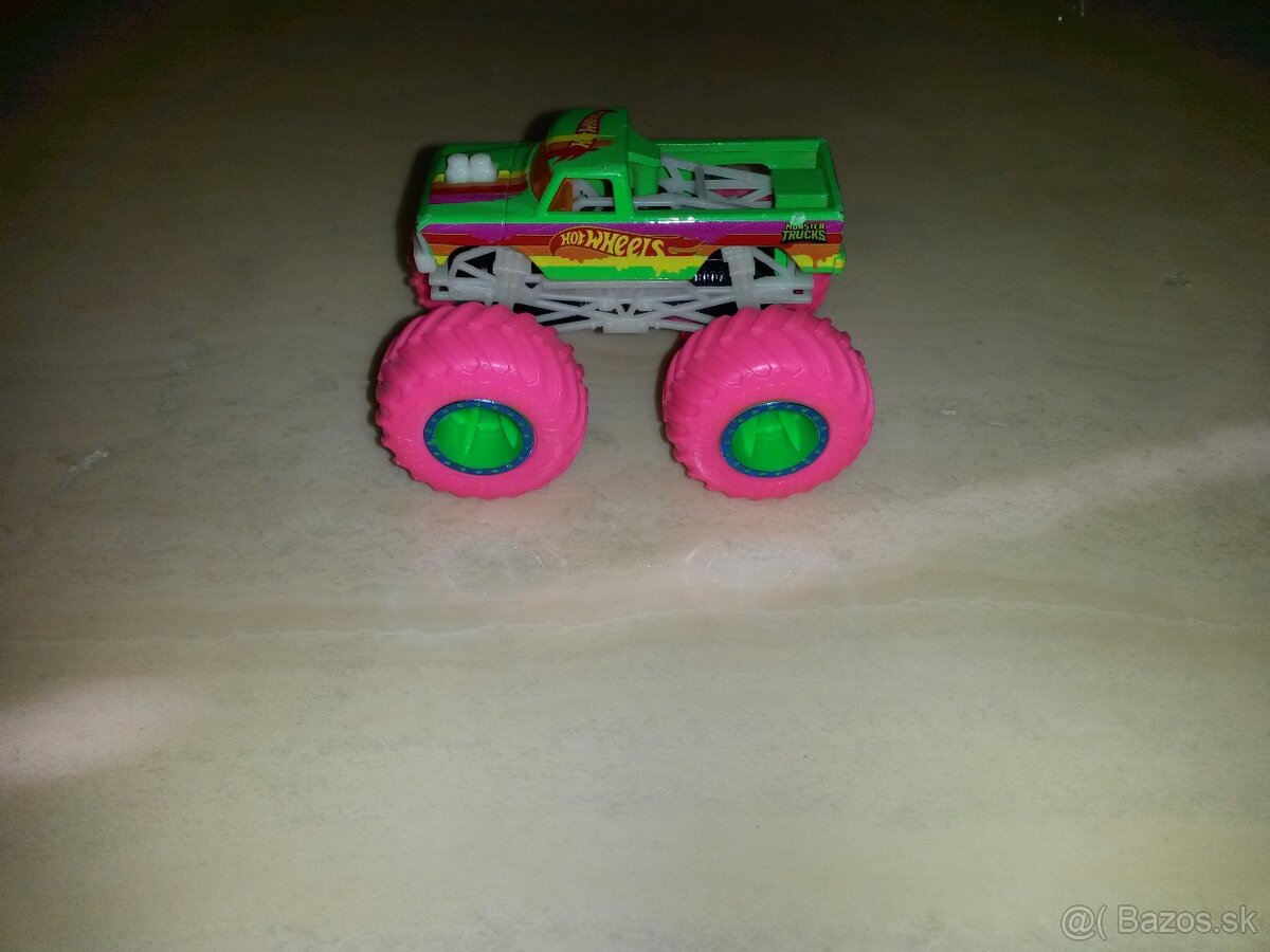 Hot Wheels MONSTER TRUCK