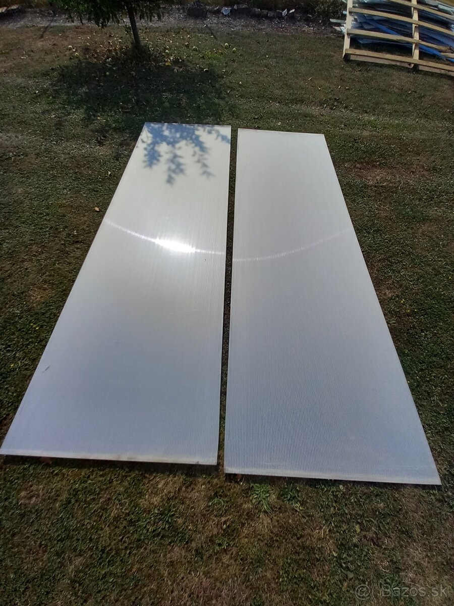 Lexan polikarbonat 104x292 16 mm