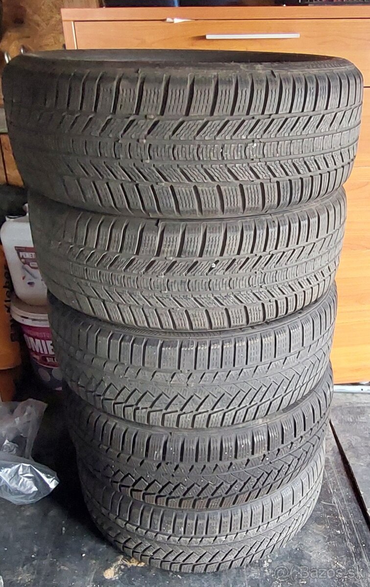 215/55 R17 XL Continental zimne