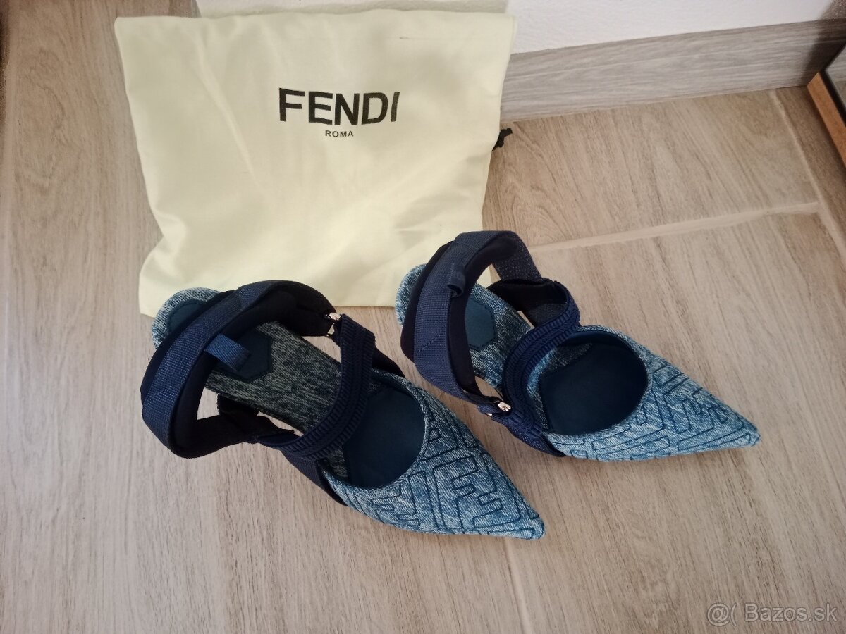 Fendi lodičky