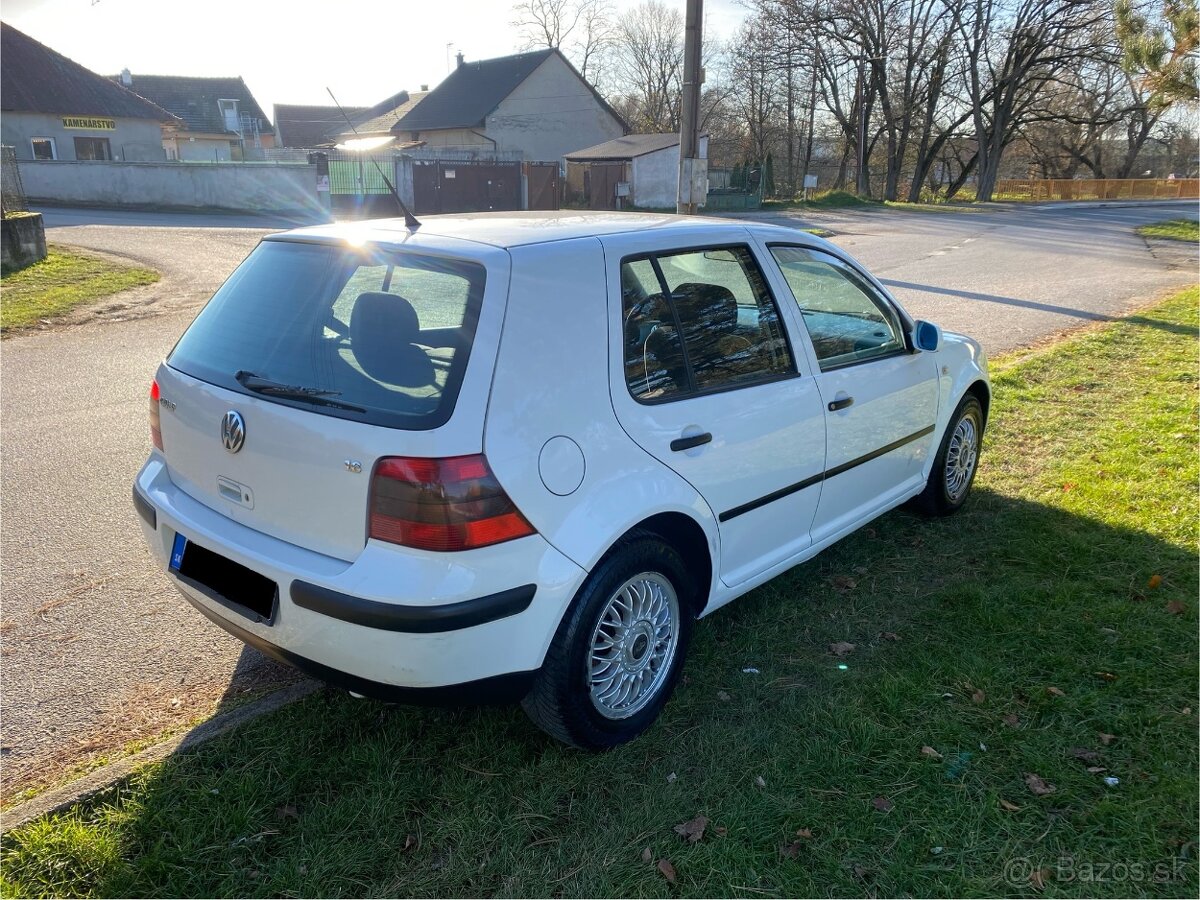 VW Golf4 1,6 74kw Benzín