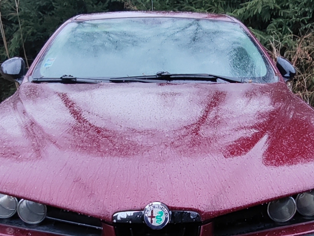 Predám čelné sklo Alfa romeo 159