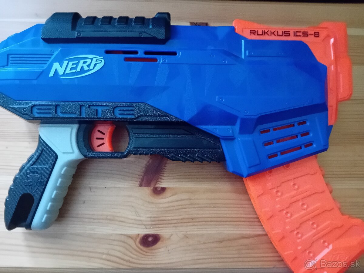 Nerfka "Rukkus ISC-8"