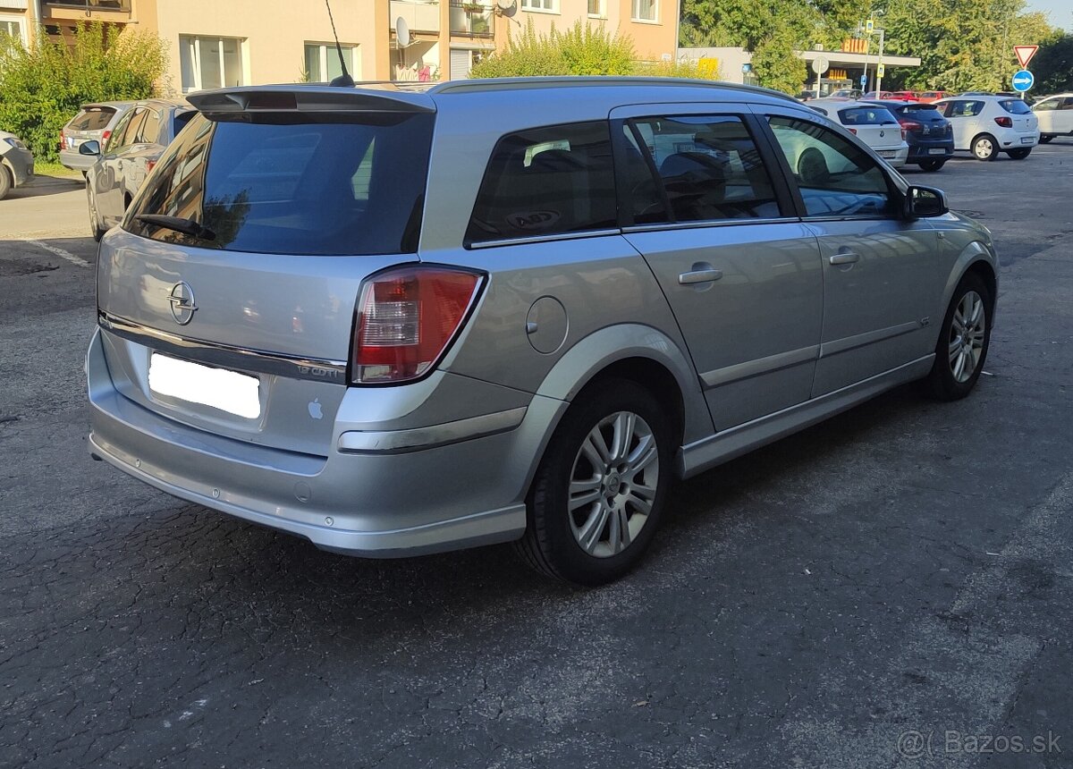 Opel Astra H facelift ( OPC LINE ) 1.9CDTI 88KW R.V 2008