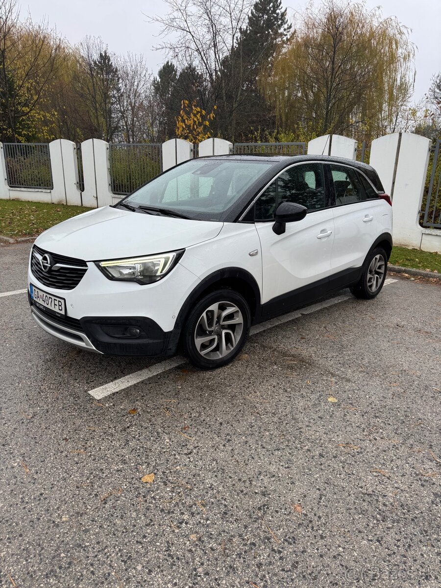 Opel Crossland X Innovation + strešný nosič a zimné pneu