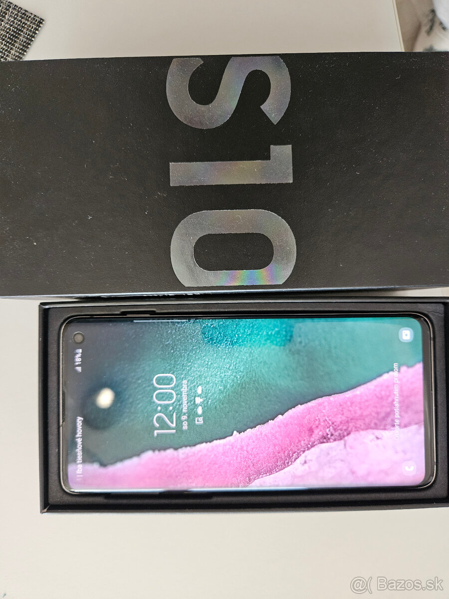 redám Samsung S10 128 GB + 8 GB RAM (SM-973F/DS).  Stav: pou