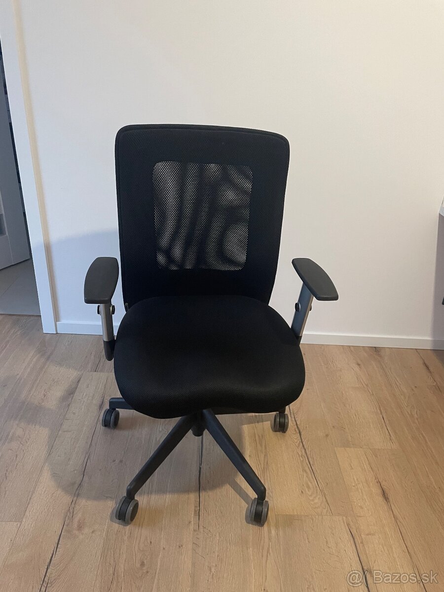 Kancelarske stoličky