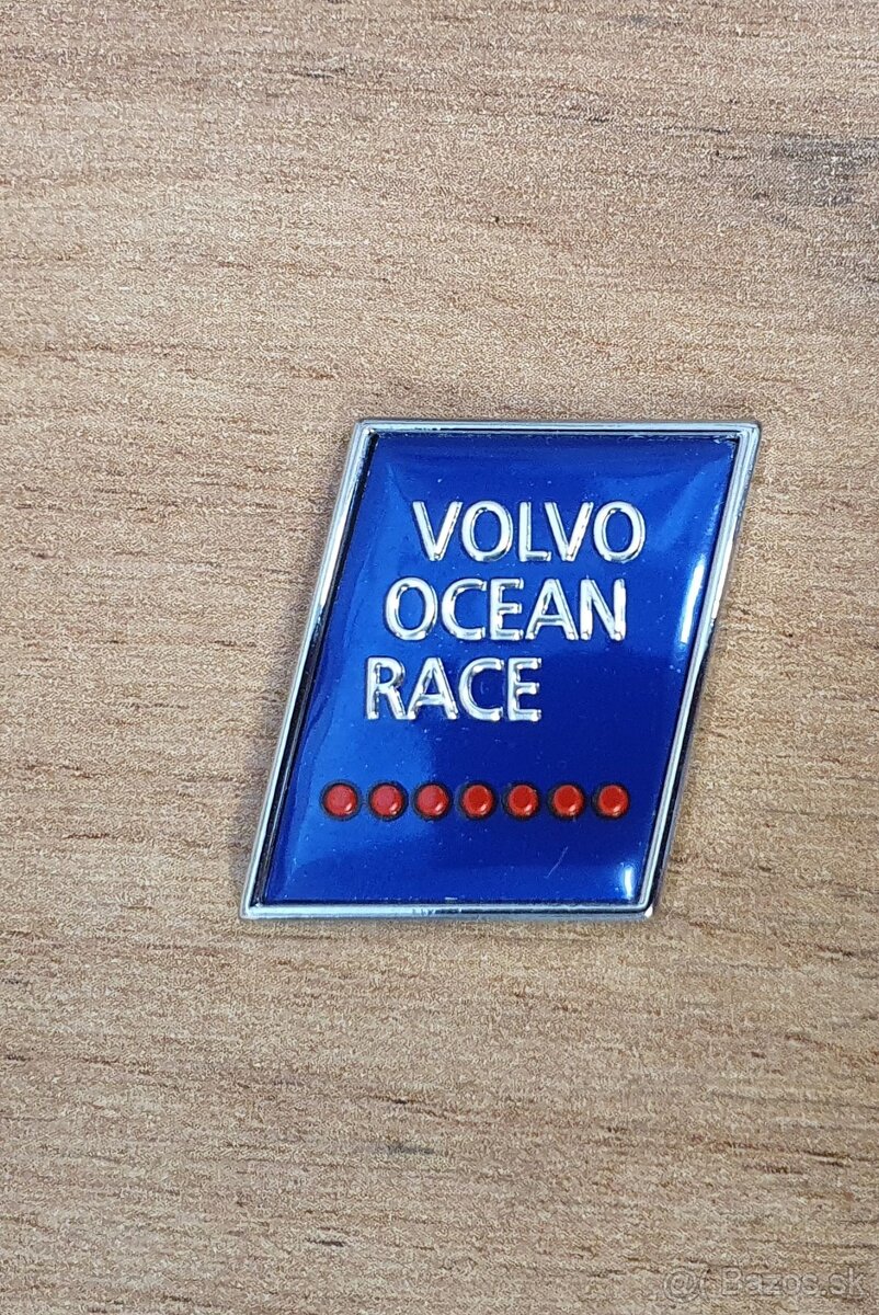 Predám rôzne emblémy Volvo