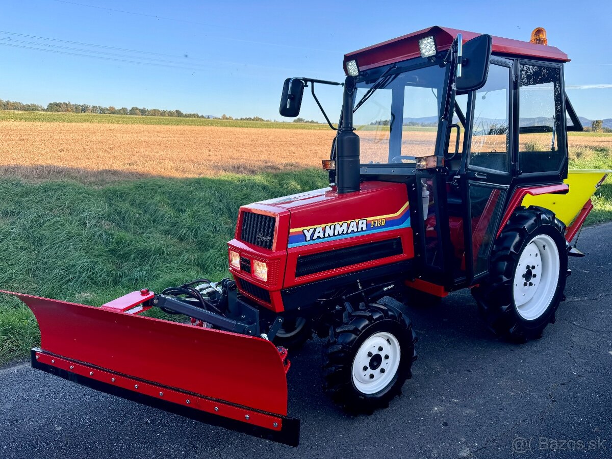 Japonský traktor YANMAR F18D Diesel motor 3 válec, 18HP