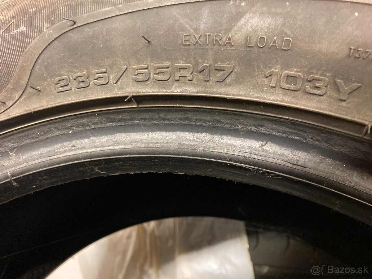 Letné gumy 235/55 R17 103Y