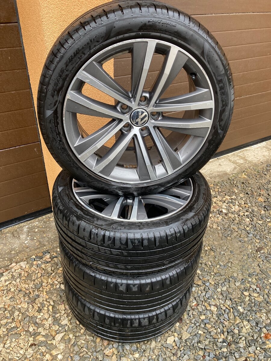 Predam letnu sadu TOULON 5x112 R18 225/45R18 VW SHARAN