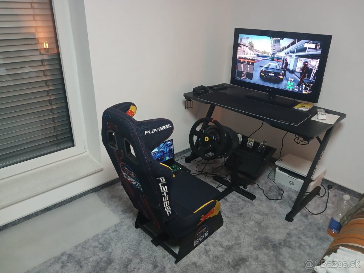 Thrustmaster T300 Ferrari + playseat