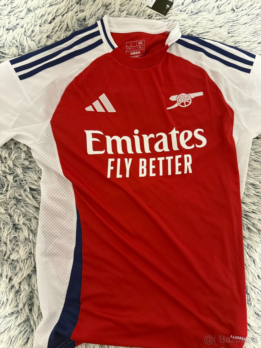 dres Arsenal-Saka