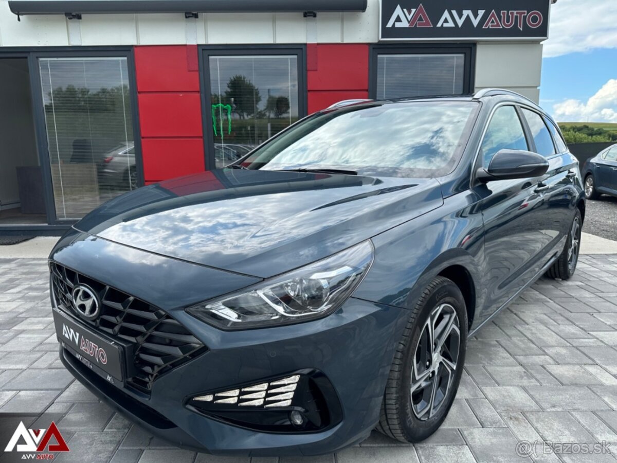 Hyundai i30 CW 1.6 CRDi Family, v Záruke, Pôvodný lak, SR