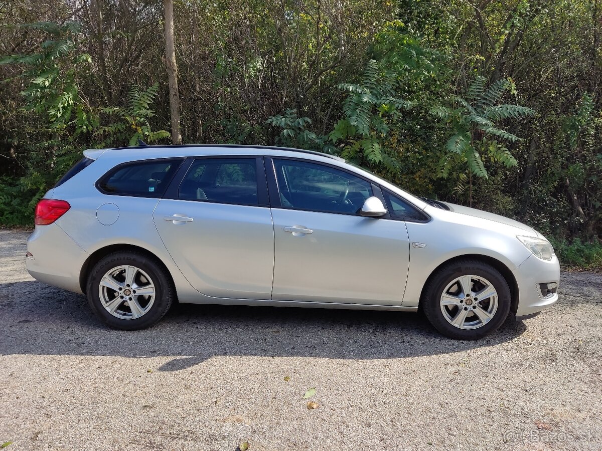 Astra Sport Tourer 1,7