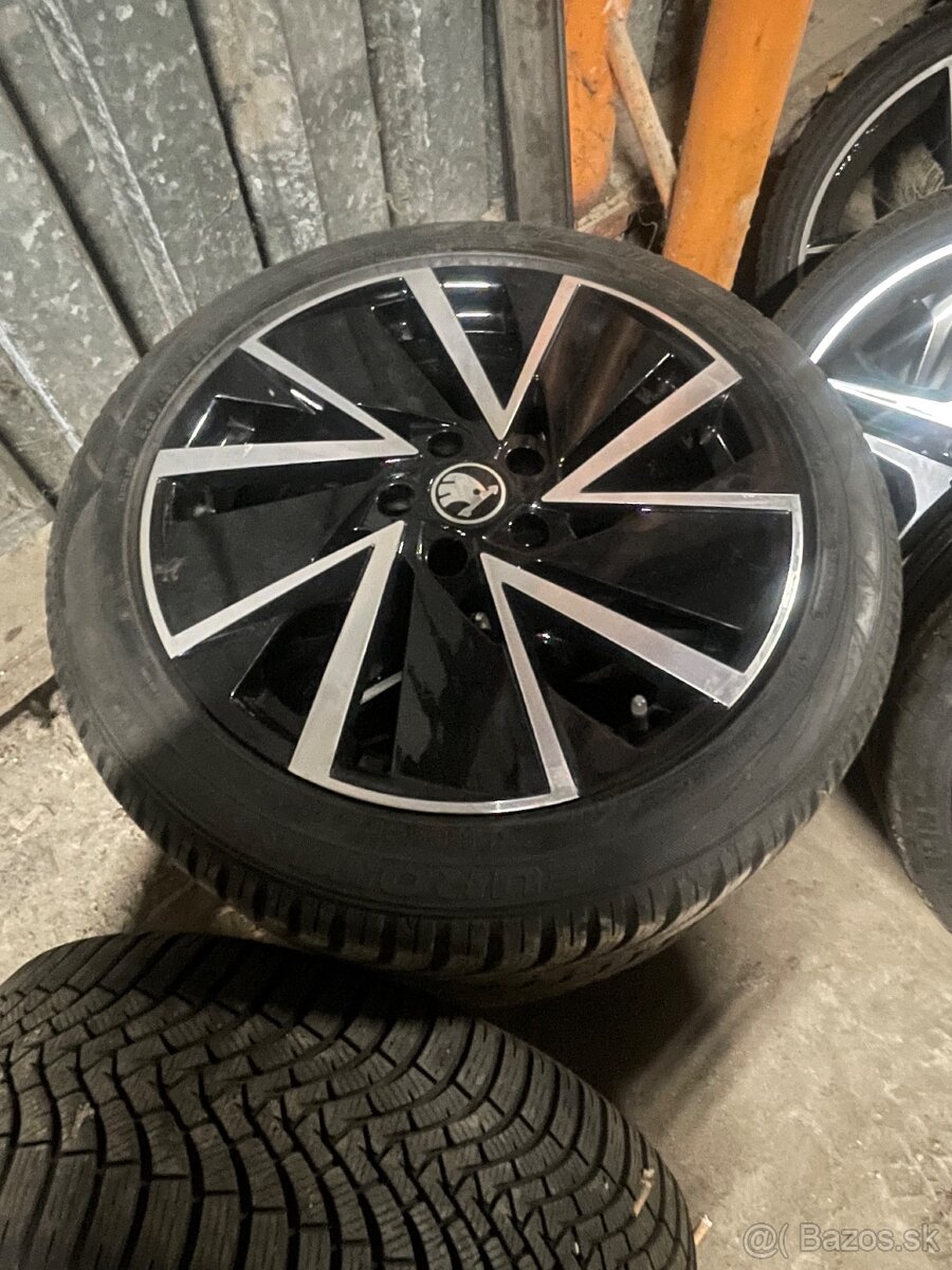 5x112R18 8J ET45