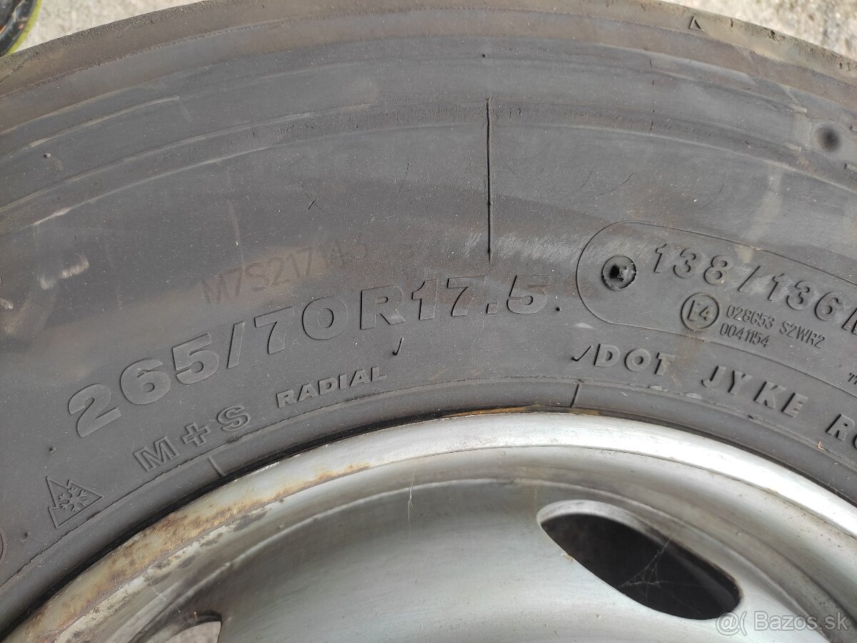 Pneumatiky zimné letné 265/70R17,5