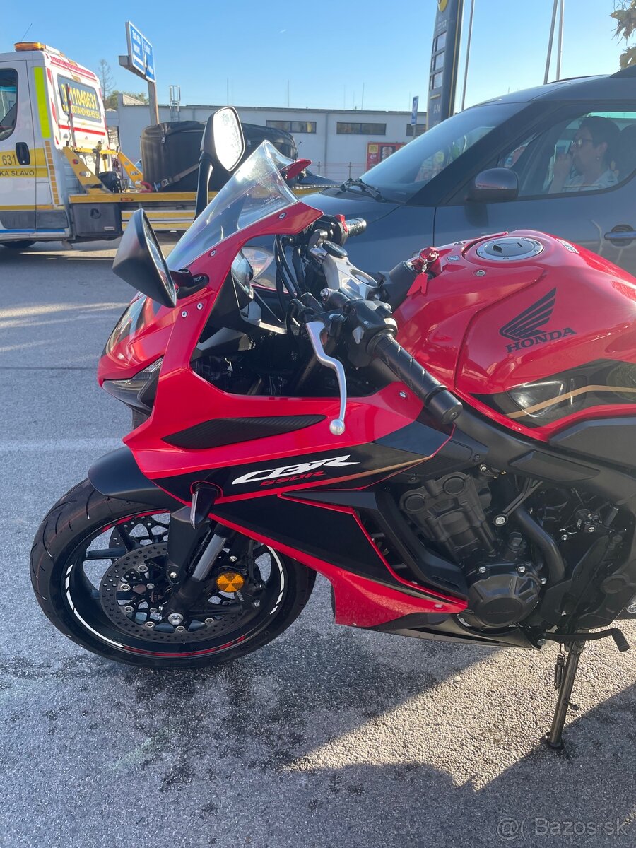 Honda CBR650R