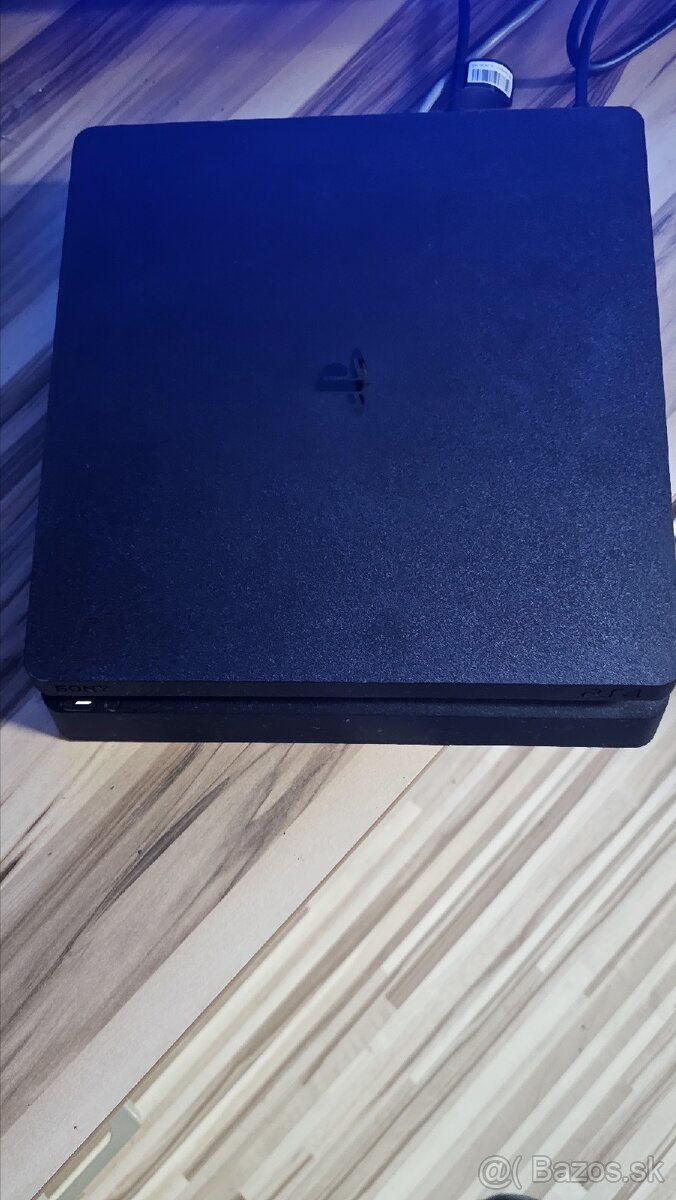 Playstation 4 (Slim ) 500Gb