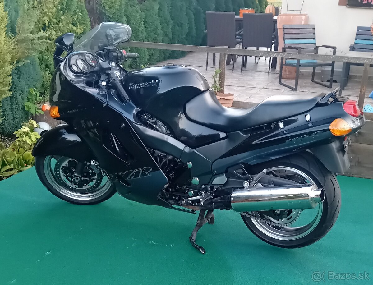 Predám Kawasaki ZZR 1100