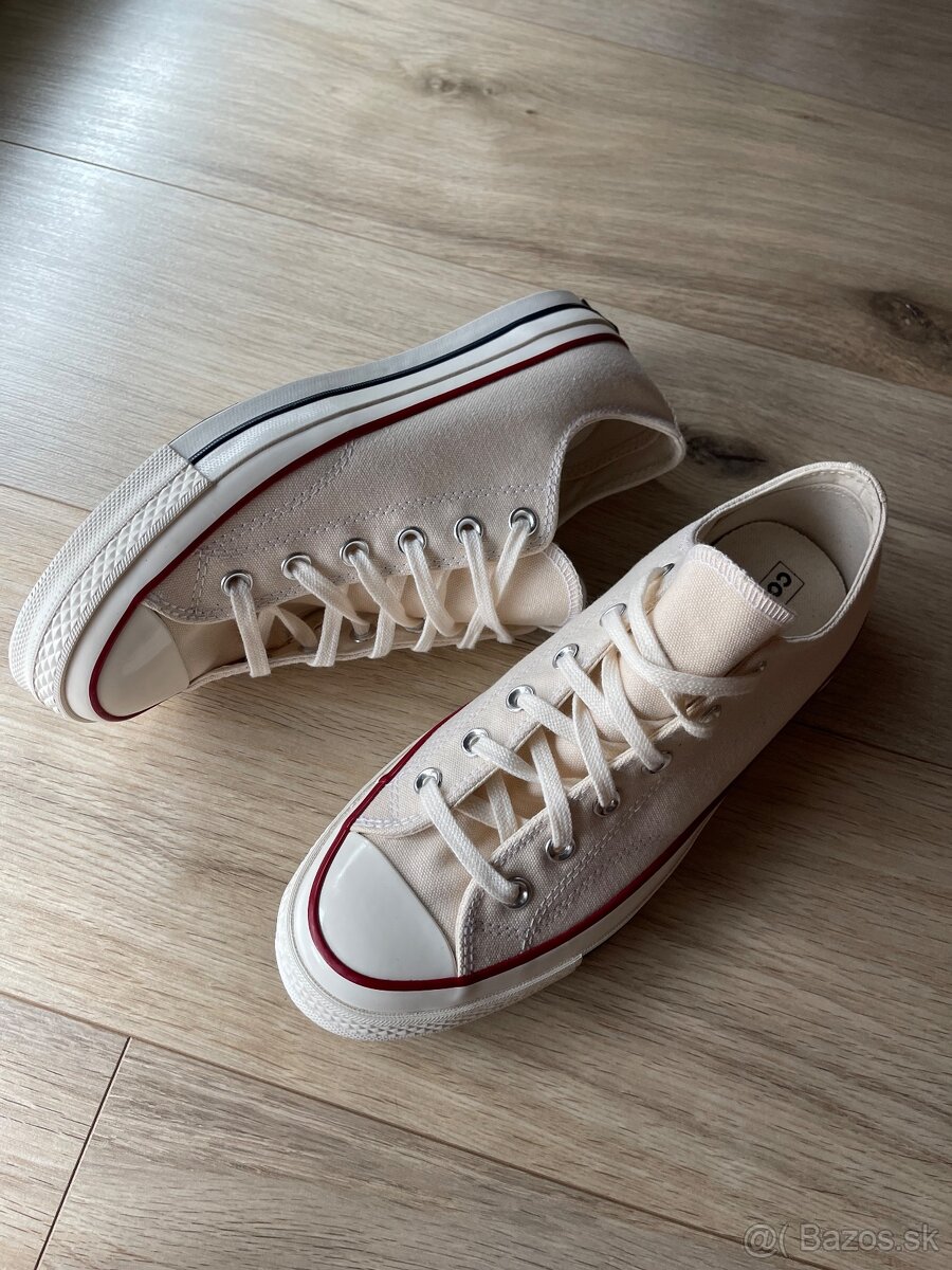 Nové converse 40