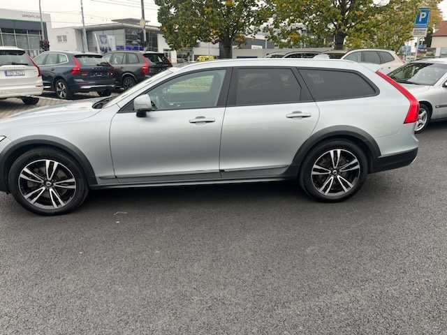 V90 cross country