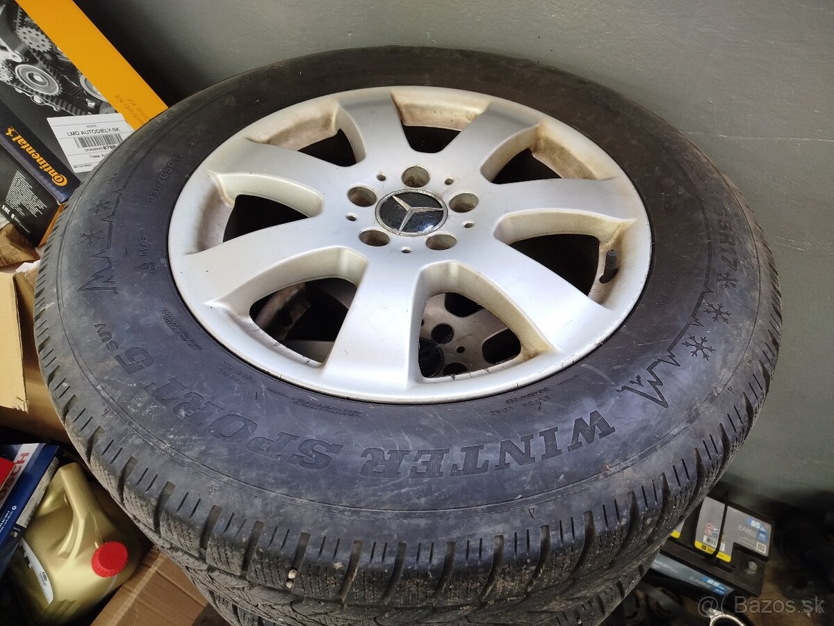 235/65 R17