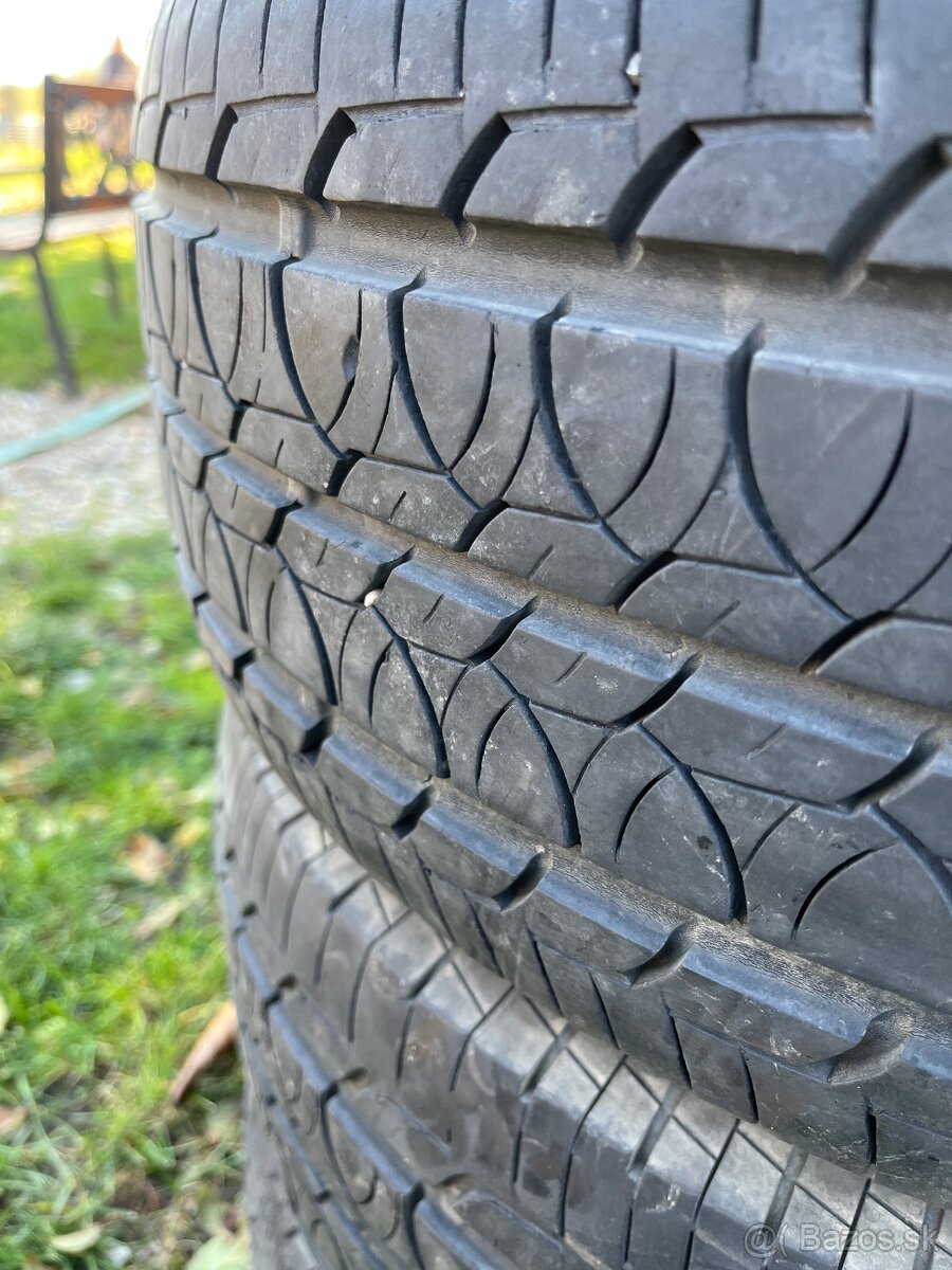 Letné pneu BARUM 215/65 R15C