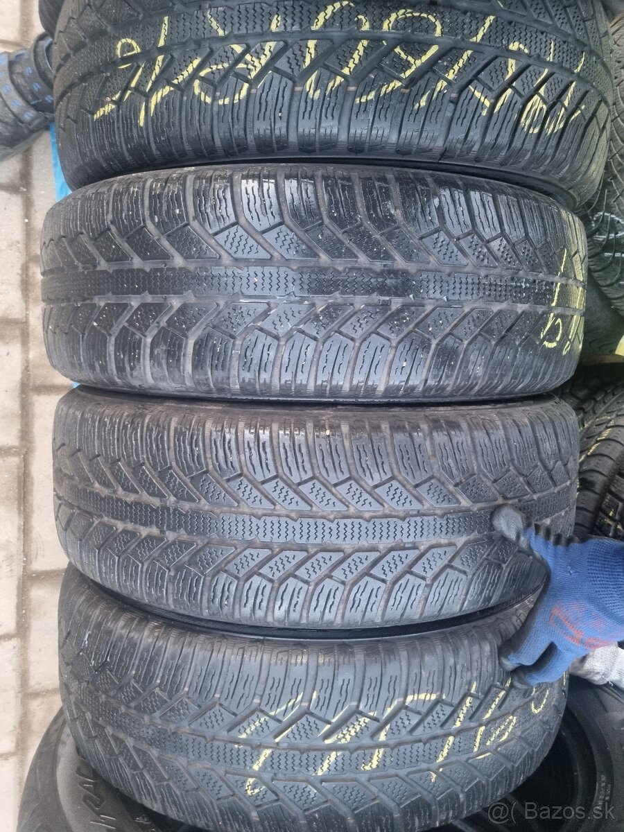 195/60R16 Semperit