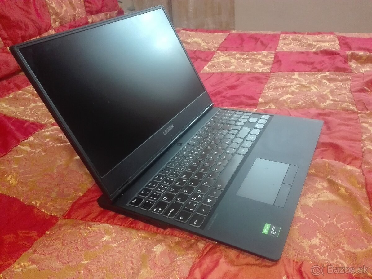 Lenovo Legion Y540. Nefunkčný.