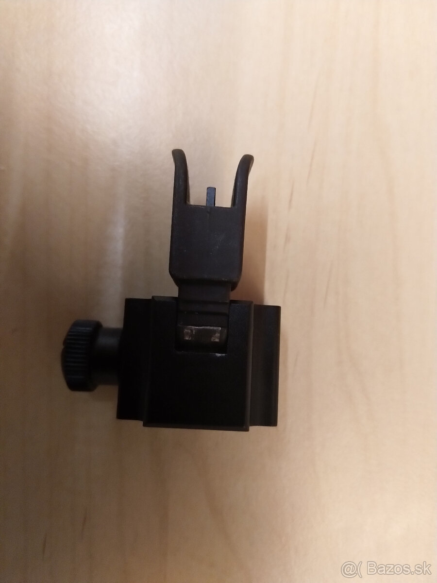 Sklopná muška UTG mod.4 flip-up sight