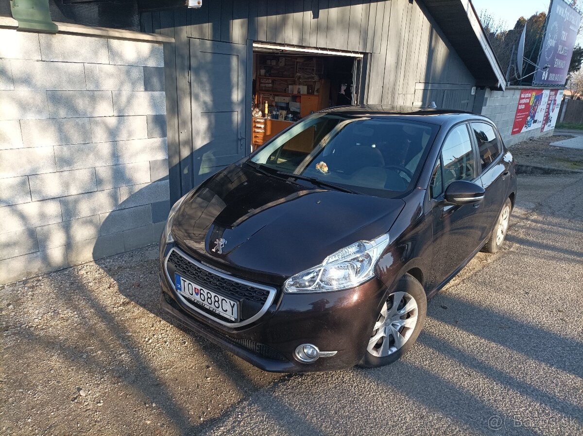 Predam peugeot 208 1,4 hdi