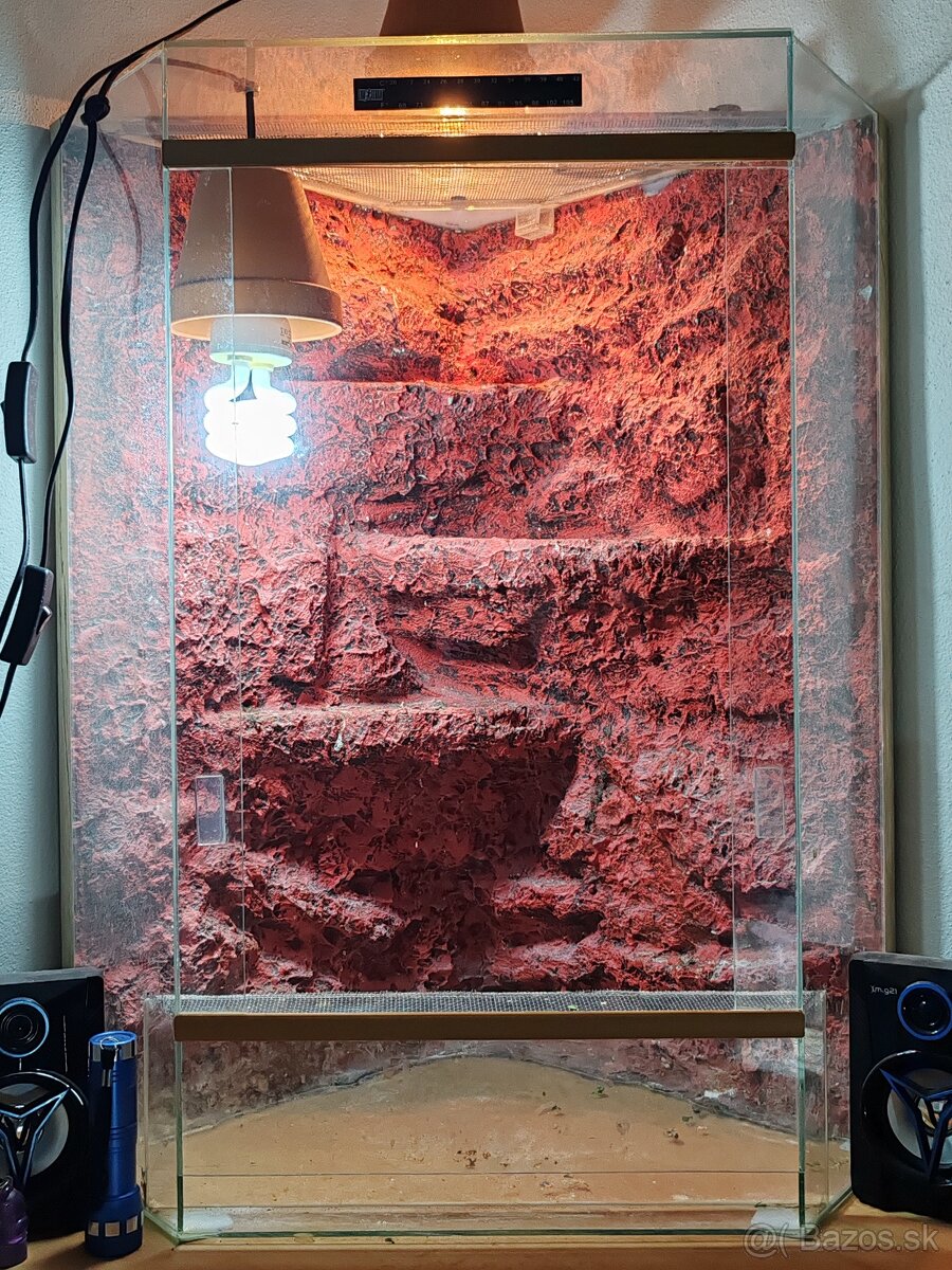 Rohové Terarium