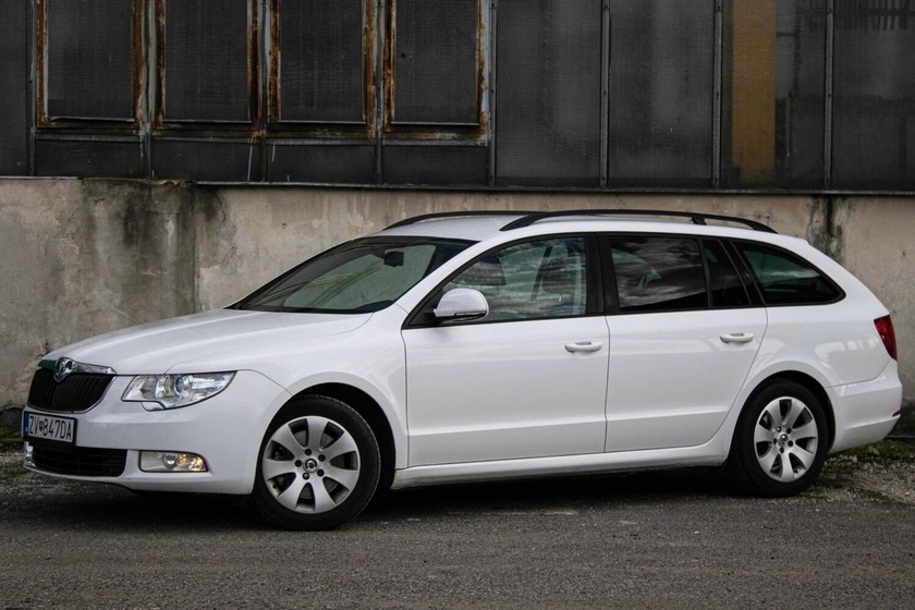 Škoda Superb Combi 1.6 TDI CR DPF Ambition