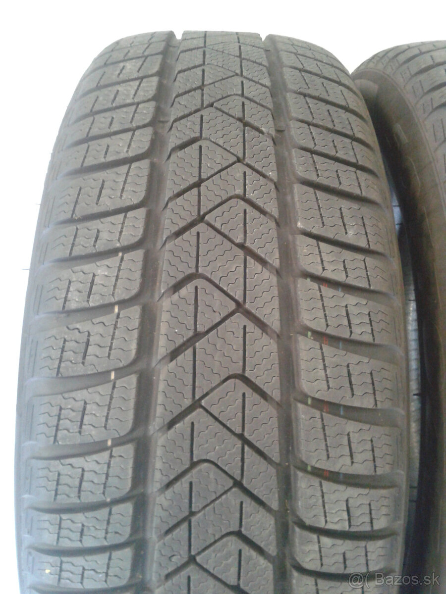 2ks zimne 235/55 R18 104H PIRELLI WINTER SOTTOZERO 3