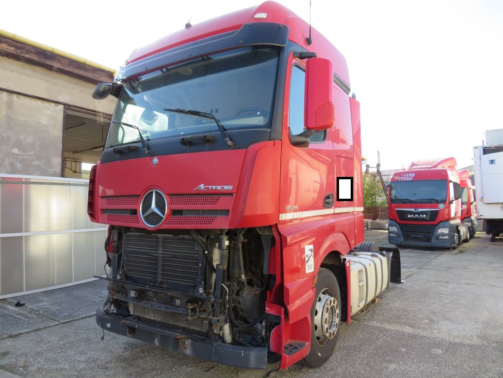 MERCEDES-BENZ ACTROS 1845,E6,Aut,Vozidlo na náhradné diely