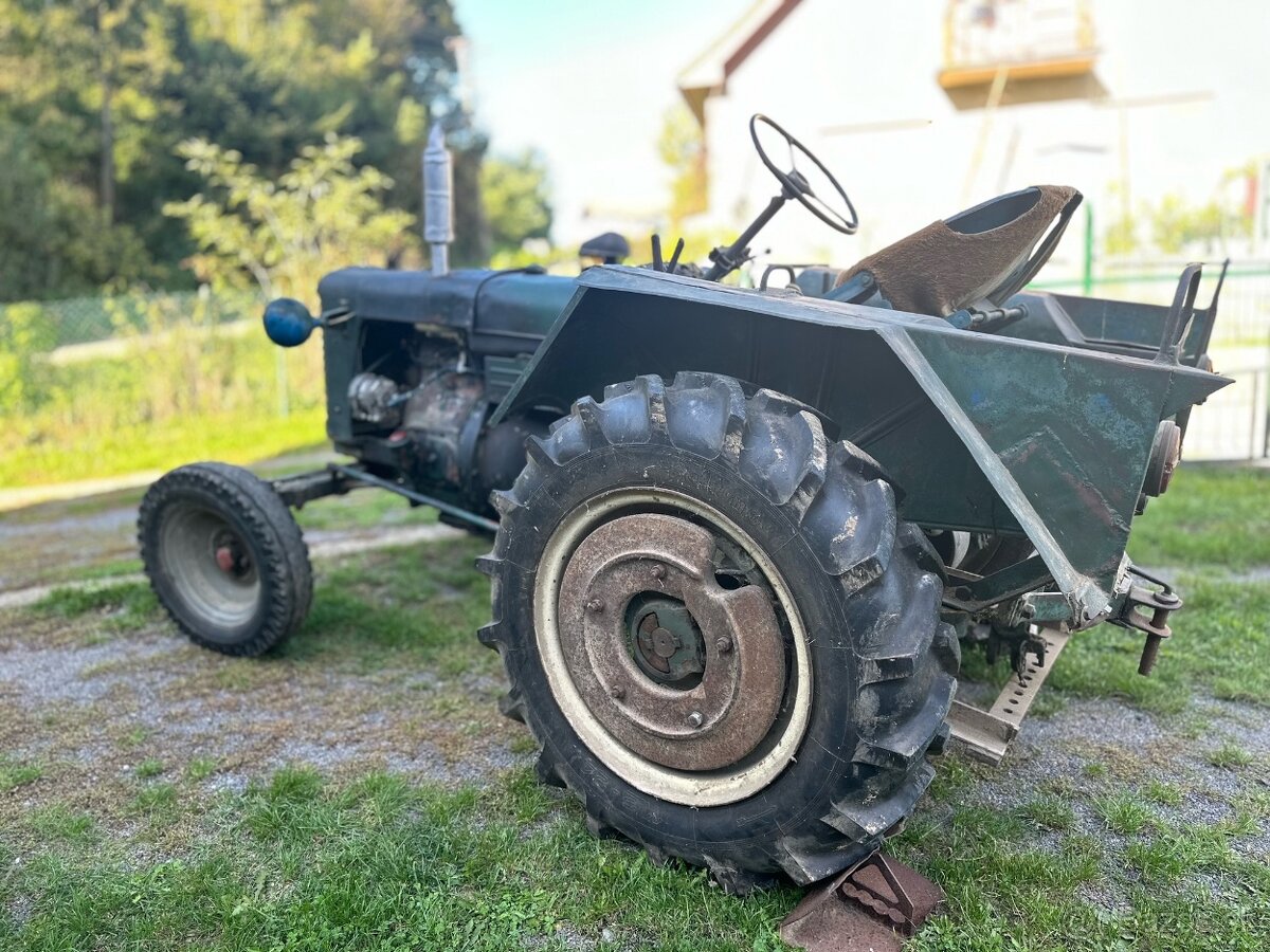 Zetor 25